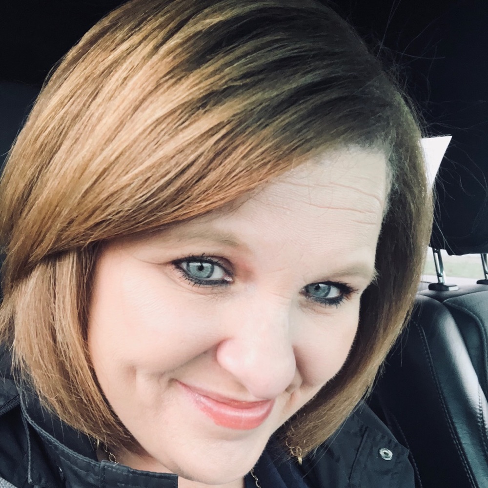 Meet your Posher, Angela